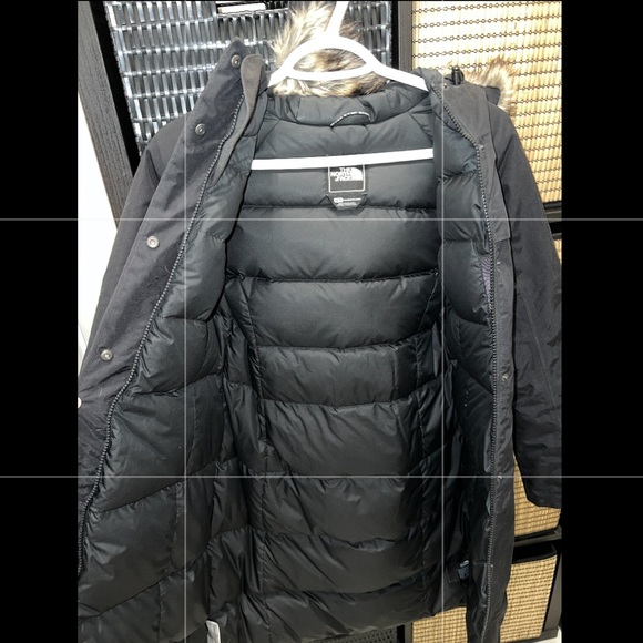 Womens North Face Winter Jacket ❄️ - Picture 2 of 5